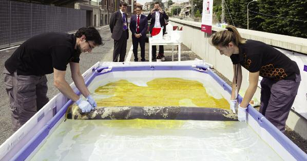 Fase di rimozione diesel tramite G+